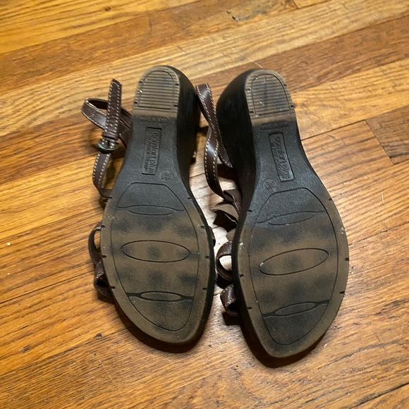 Comfort Plus Brown Floral Wedge Sandals – Women’s Size 8 - Picture 5 of 7